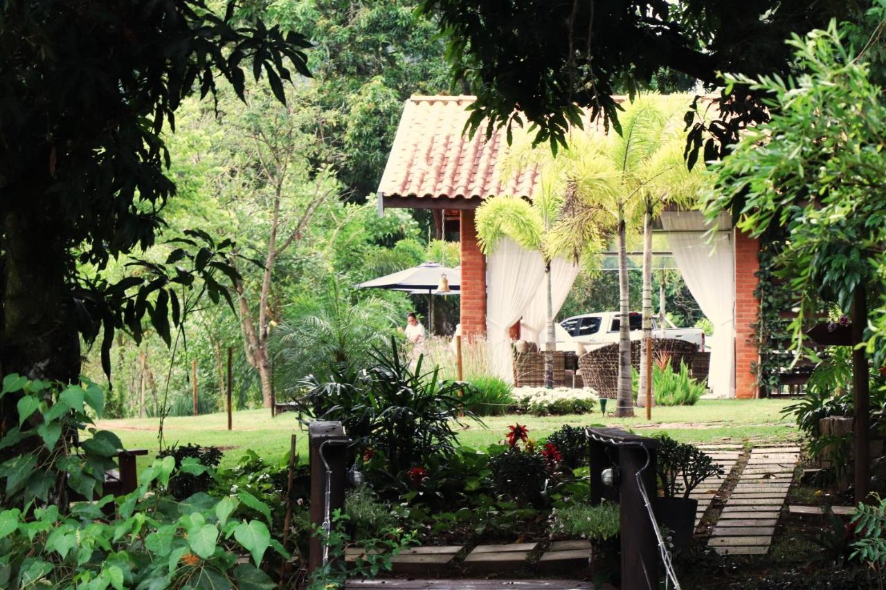 Pousada Santa Thereza แซร์ฮาเนกรา ภายนอก รูปภาพ